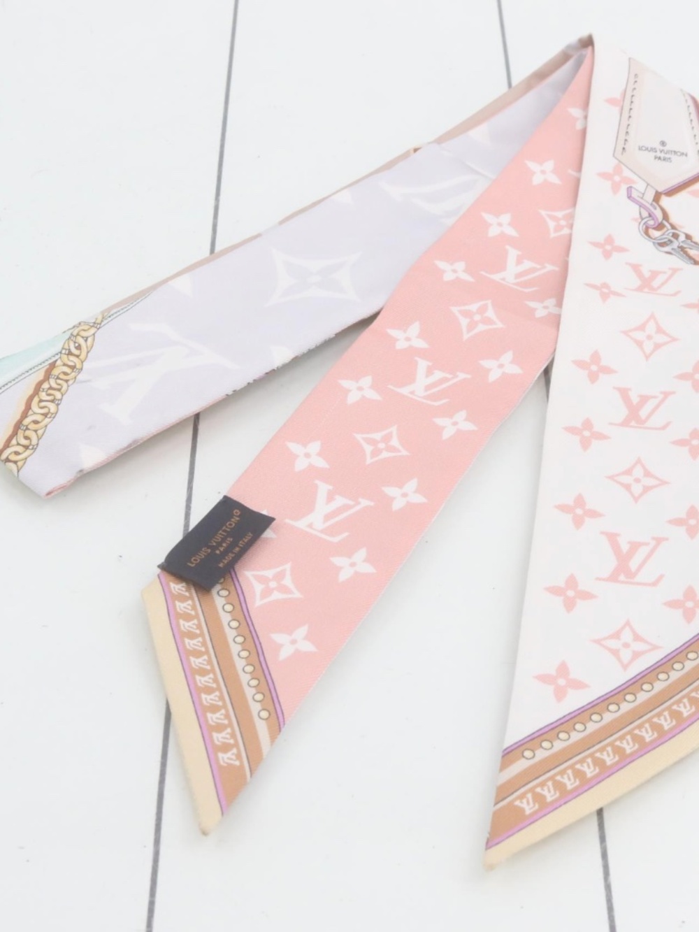 Louis Vuitton Monogram BB Bandeau Silk Scarf Pink White Made in Italy with Box